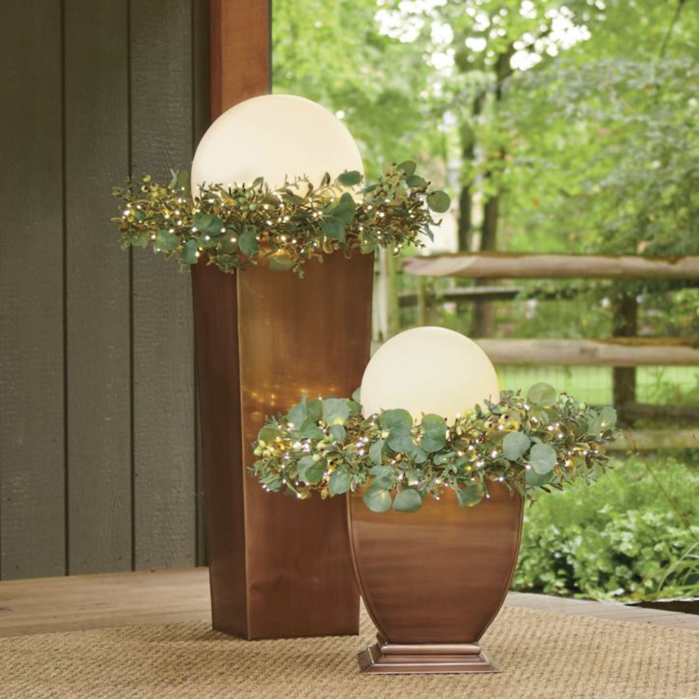 Outdoor Sphere Garden Light | with Color Change