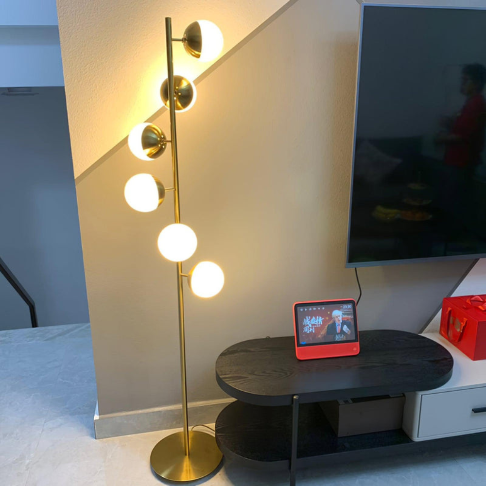 Flow Form Floor Lamp | Sculptural Design