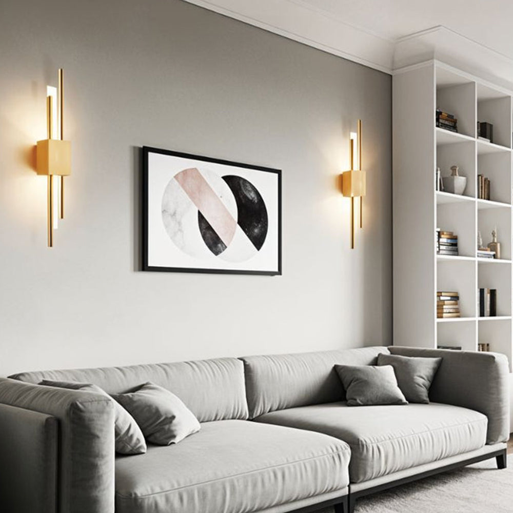 Wall Light | Vertical Linear Fixture