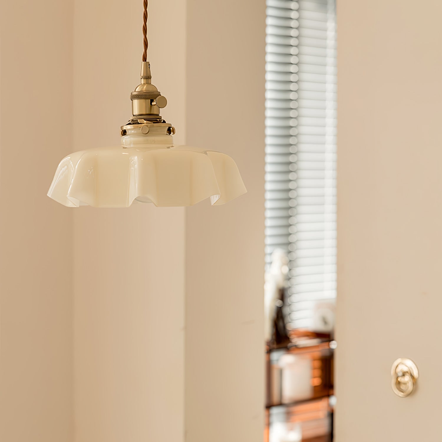 Pendant Light Scalloped | French Flower Ceiling Lamp