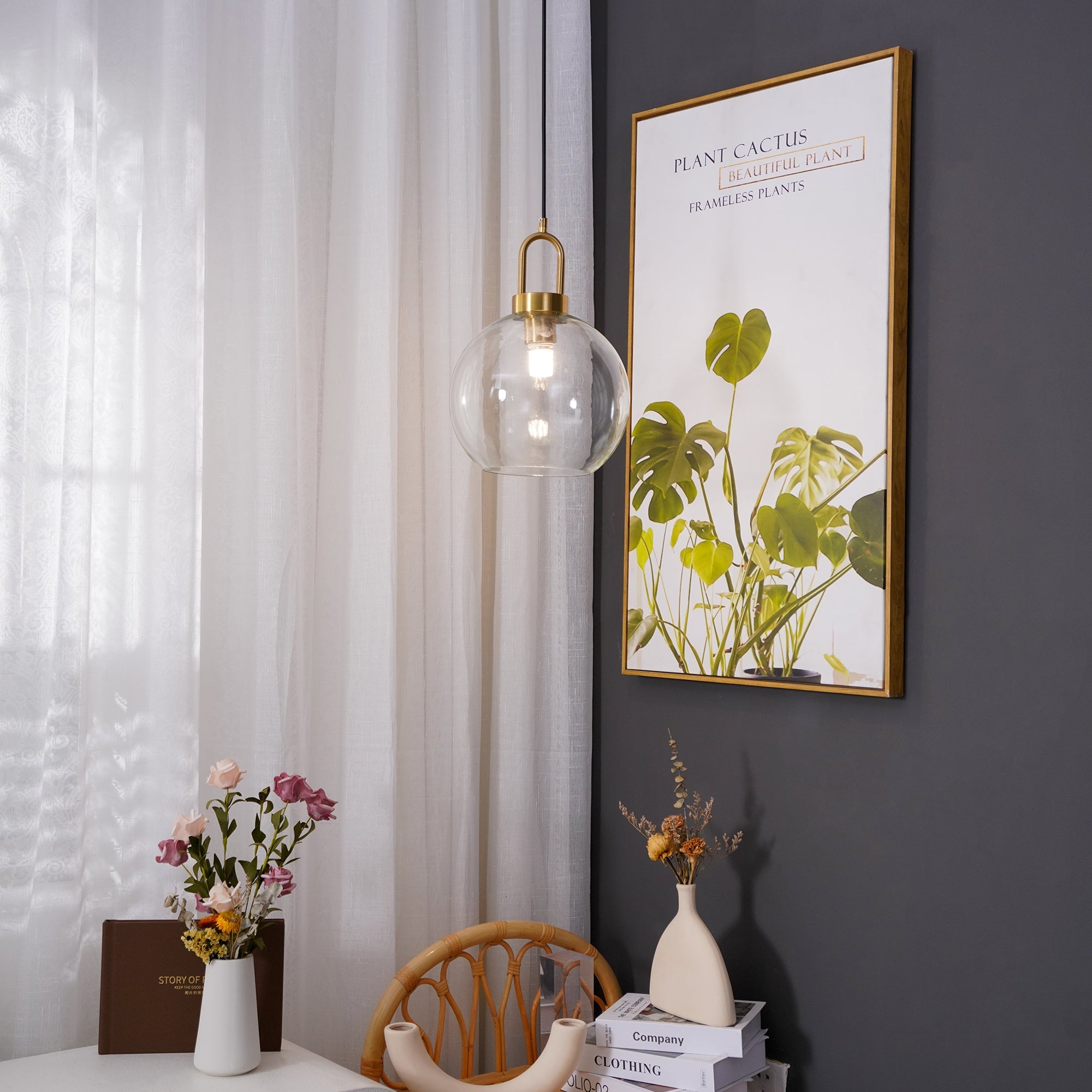 Pendant Light | Modern Globe Pendulum Lamp