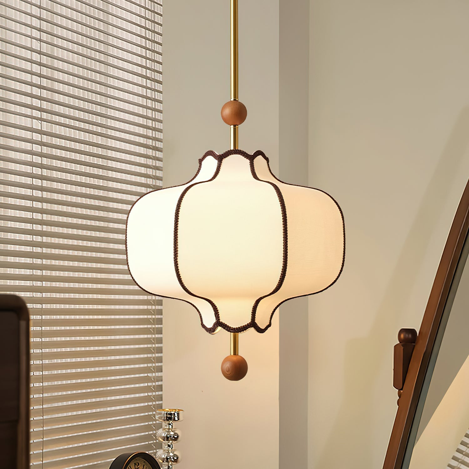 Pendant Light | Traditional Lantern Shape Fixture
