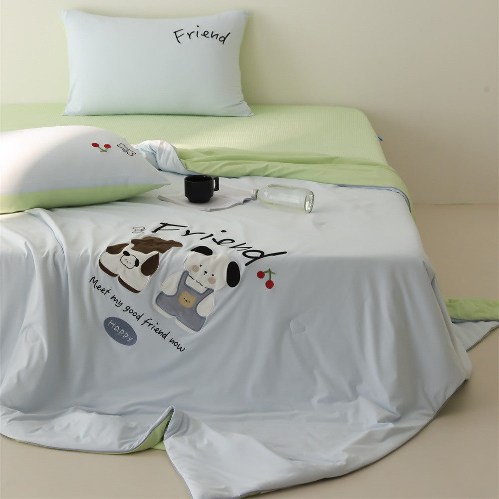 Bedding set made of cotton satin with minimalist panda print and extra soft fitted sheet