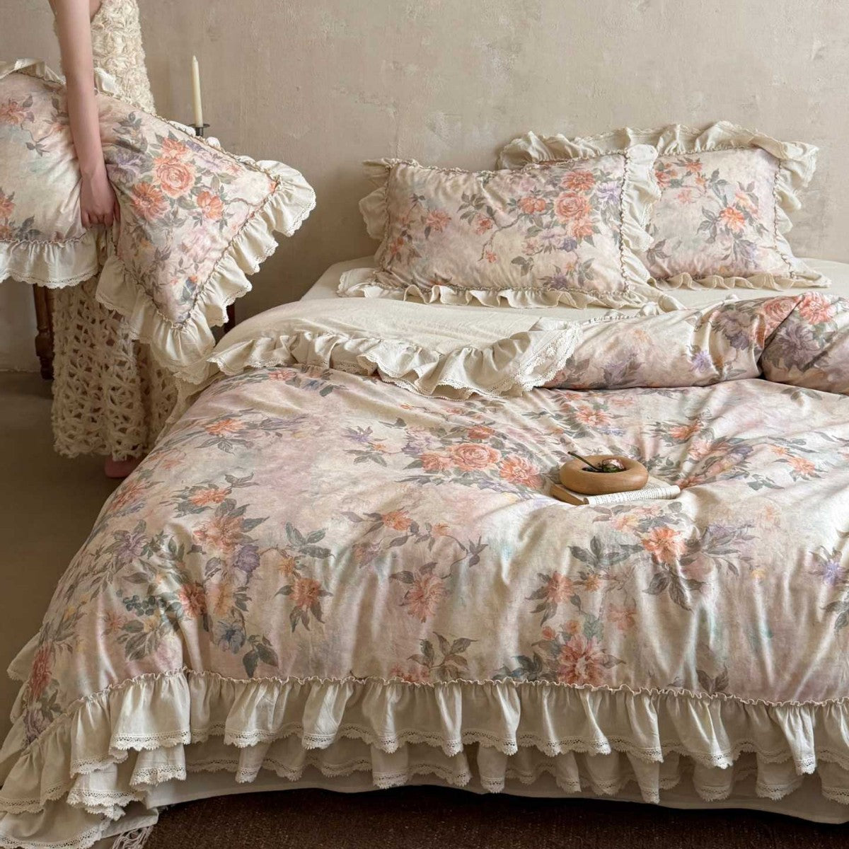 Romantic Ruffled Bed Linen Set with Lace Trim