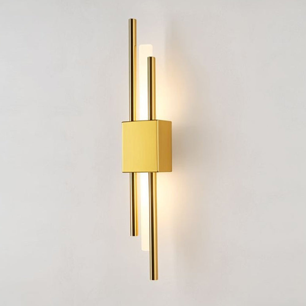Wall Light | Vertical Linear Fixture