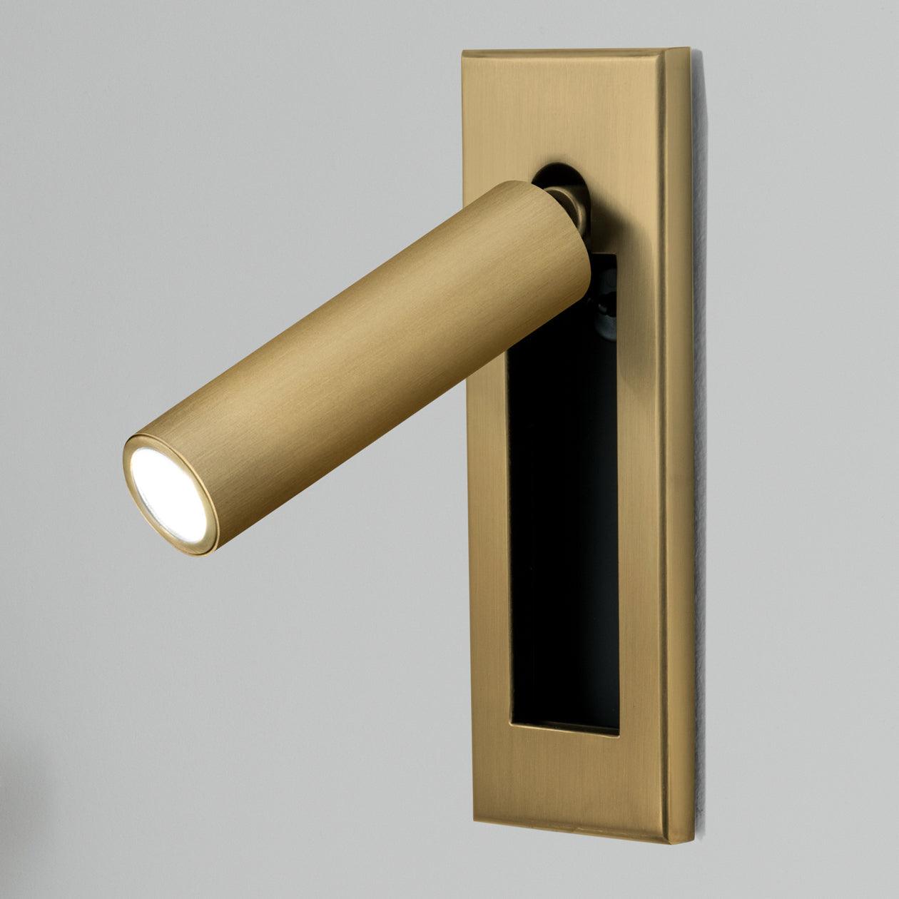 Wall Light | Modern Adjustable LED Lamp