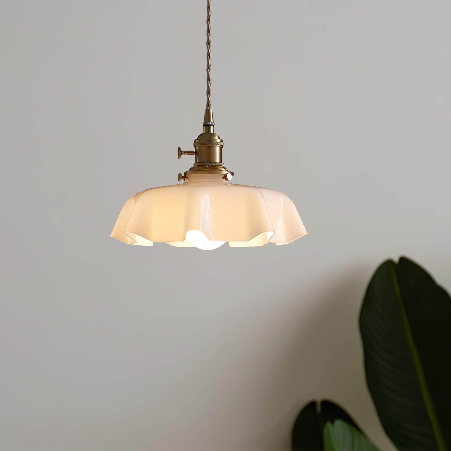 Pendant Light Scalloped  | French Flower Ceiling Lamp