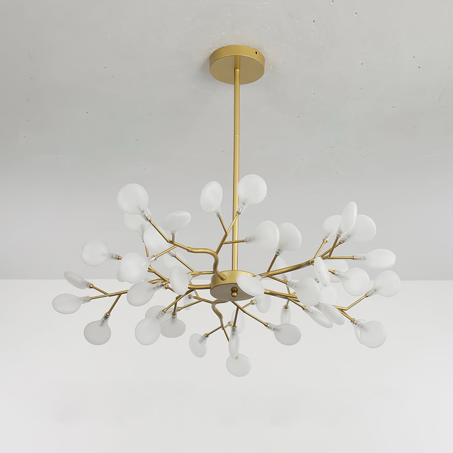 Chandelier Light | Ceiling Lamp with Firefly-Inspired Satellite Design