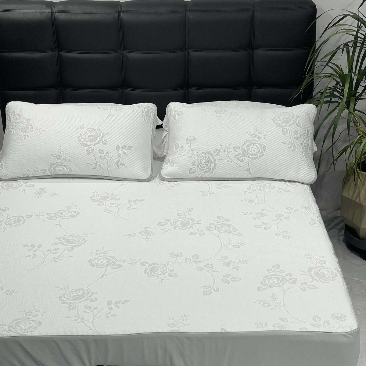 Quilted cotton bedspread set with honeycomb quilting, lace trim, and matching pillow covers