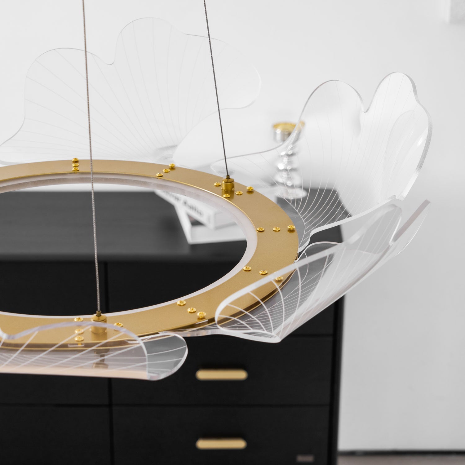 Living Room Modern Chandelier | Petal-Shaped LED Ceiling Light
